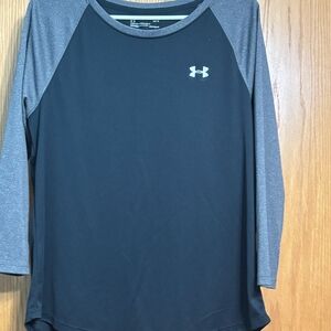 Under Armour Charcoal and Black 3/4 Sleeve Shirt